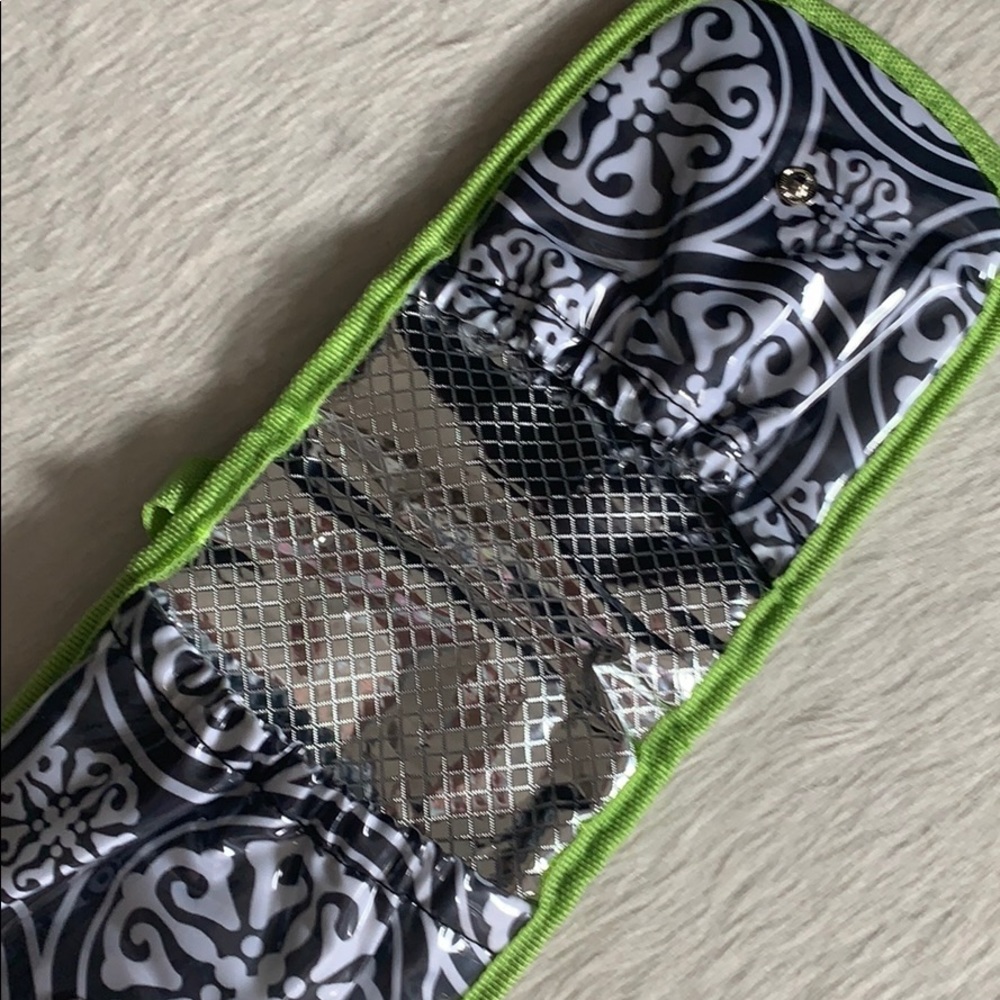 Styling Bag / Hot Iron Bag - NWT! - Picture 4 of 4